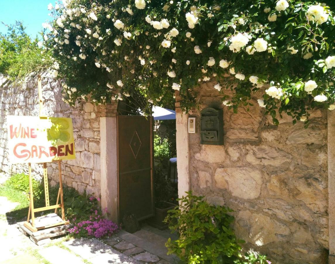 Wine Garden Rooms Skradin Buitenkant foto